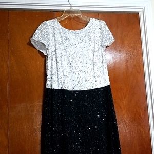 Adrianna Papell Black & White Prom Wedding Dress